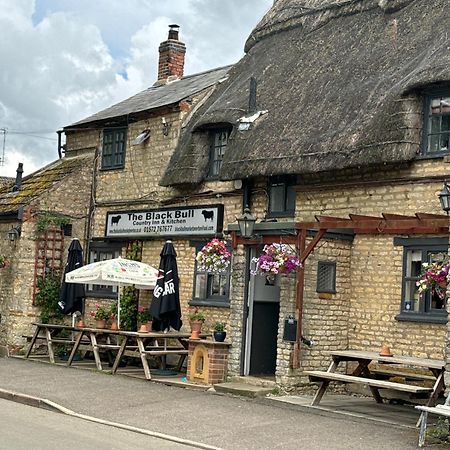 Hotel The Black Bull Oakham Exterior foto